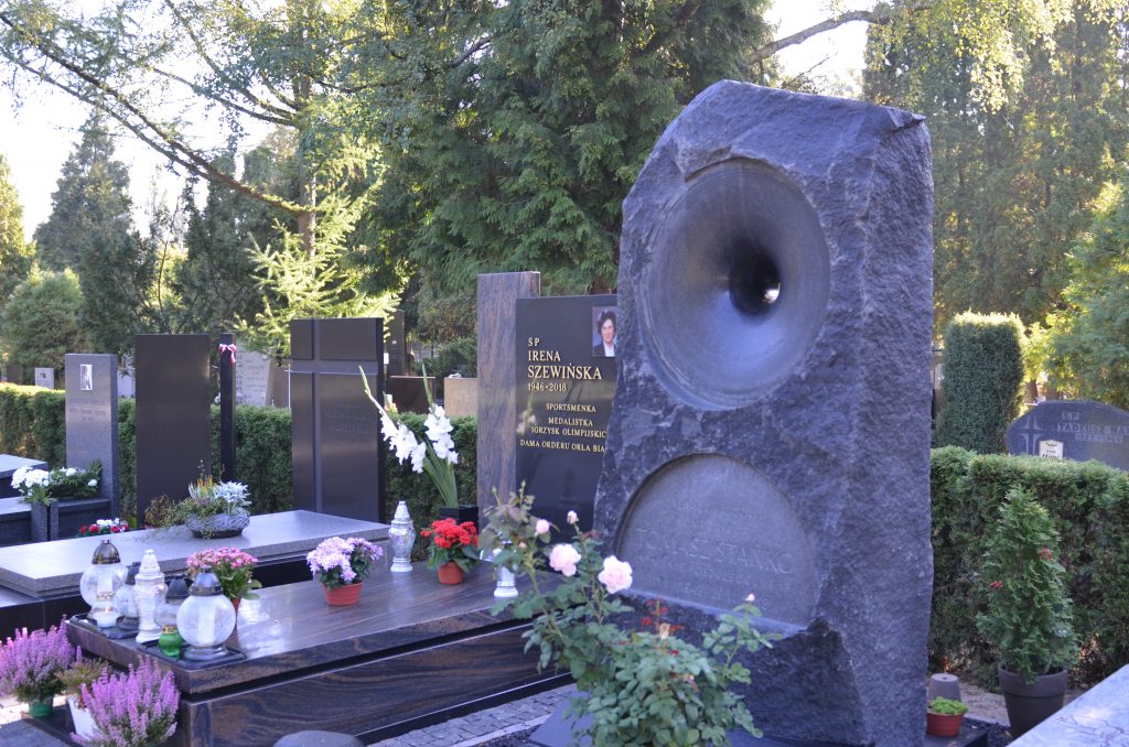 Bezpłatnie Warszawa cmentarz